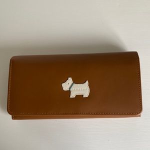 Classic Radley London!